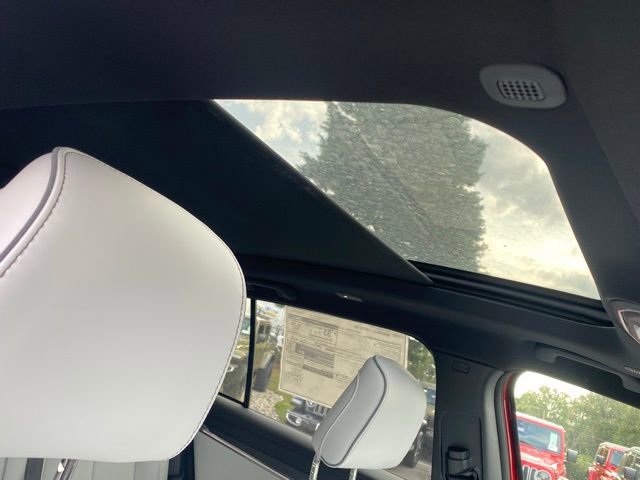 New 2025 Jeep Wagoneer S Limited AWD/4WD image 33