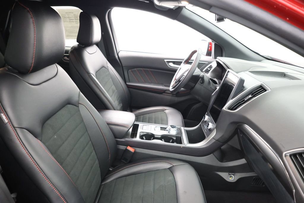 Used 2023 Ford Edge ST-Line image 19