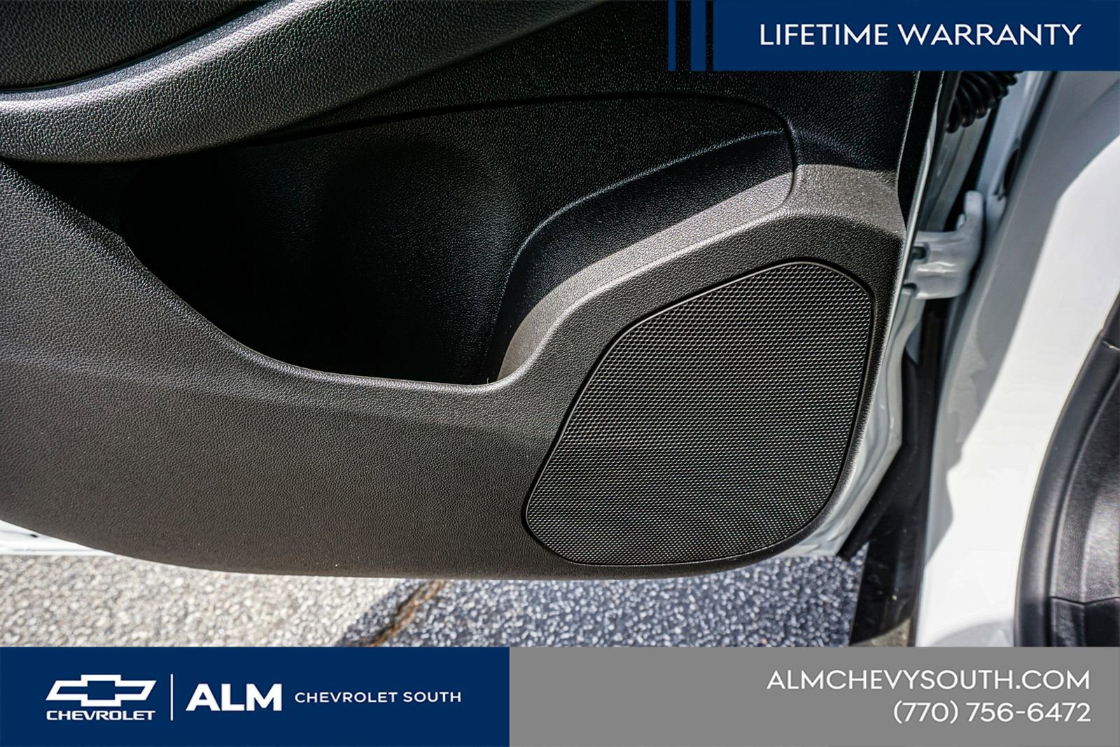 New 2026 Chevrolet Trax LT w/ Sunroof Package image 57