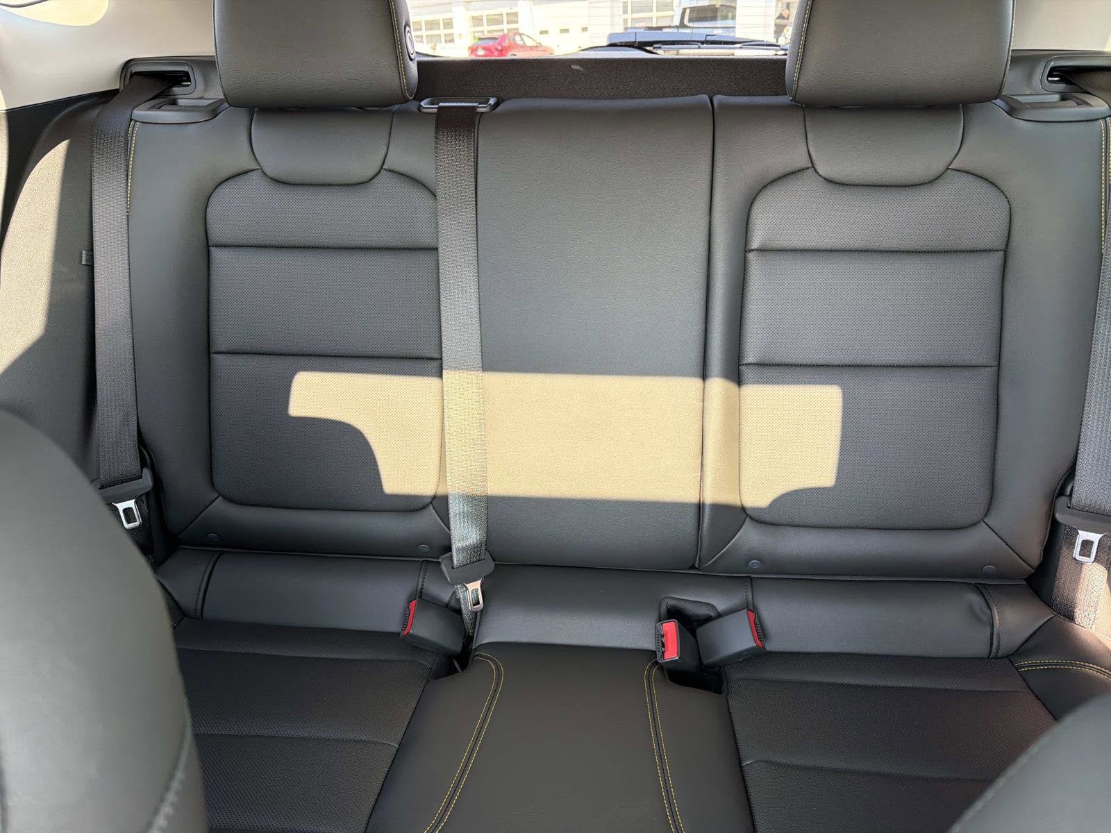 New 2026 Chevrolet Trax ACTIV w/ Sunroof Package FWD image 7