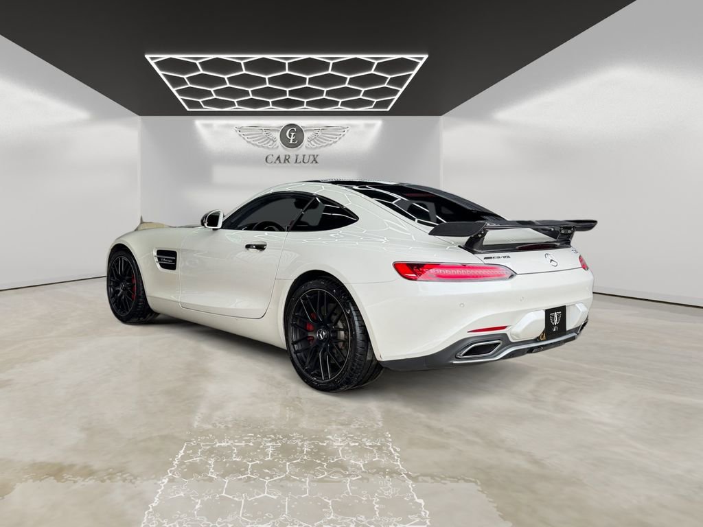 Used 2017 Mercedes-Benz AMG GT S image 3