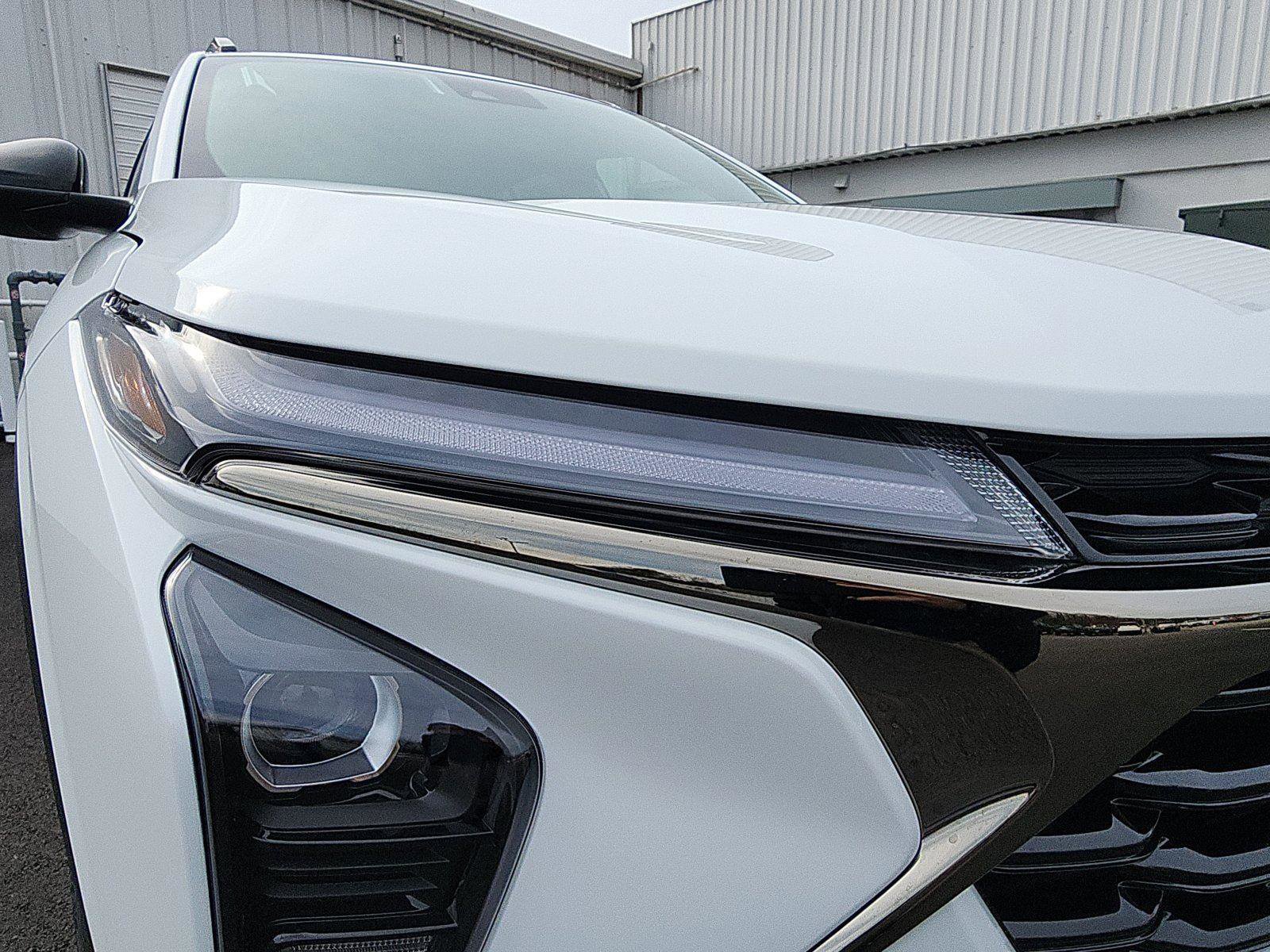 New 2026 Chevrolet Trax RS w/ Sunroof Package image 12