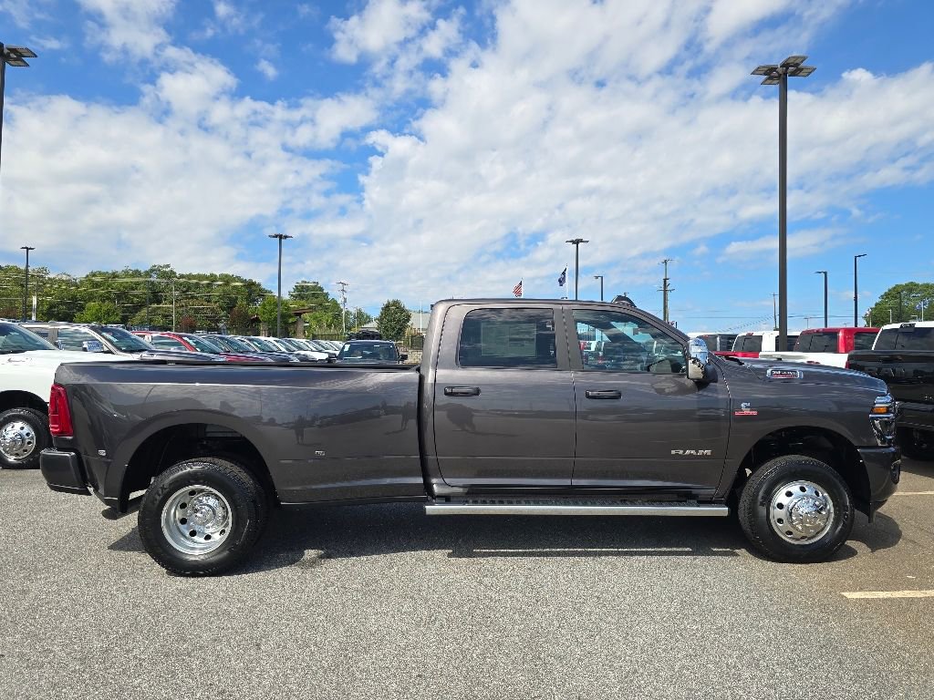 New 2026 RAM 3500 Laramie w/ Max Tow Package image 2