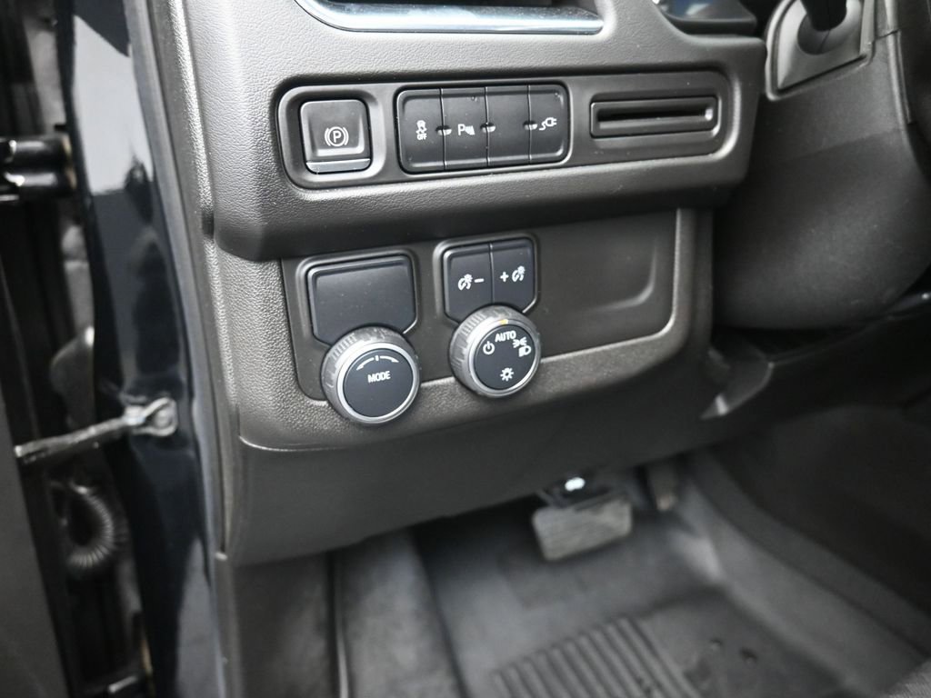 Used 2021 Chevrolet Tahoe LS RWD image 13