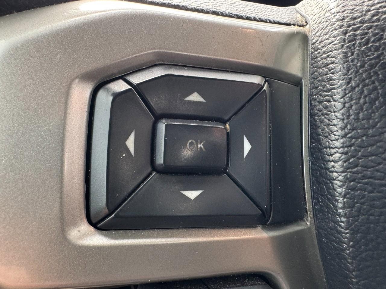 Used 2021 Ford F250 Lariat w/ Lariat Value Package AWD/4WD image 16