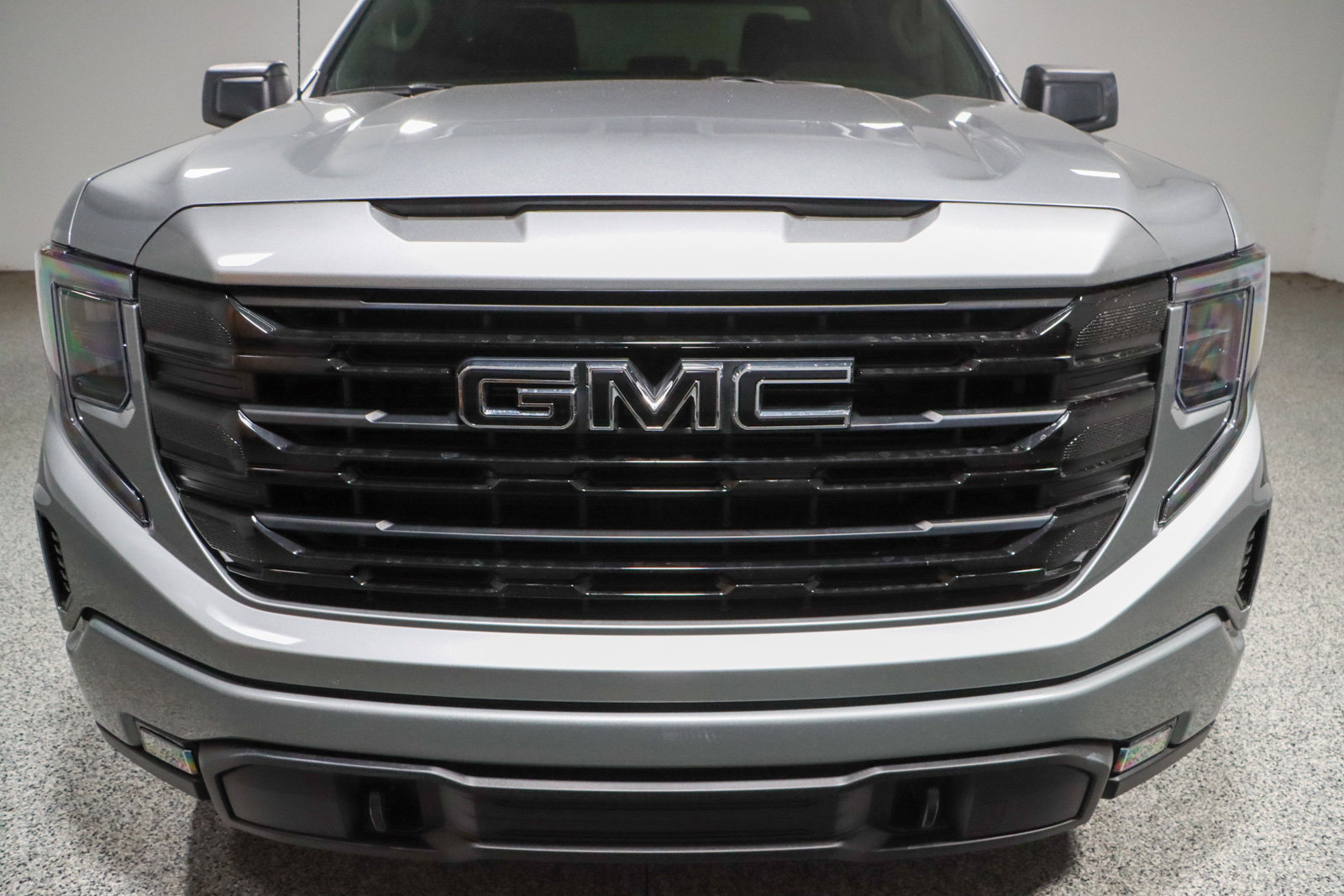 Used 2026 GMC Sierra 1500 Elevation AWD/4WD image 4