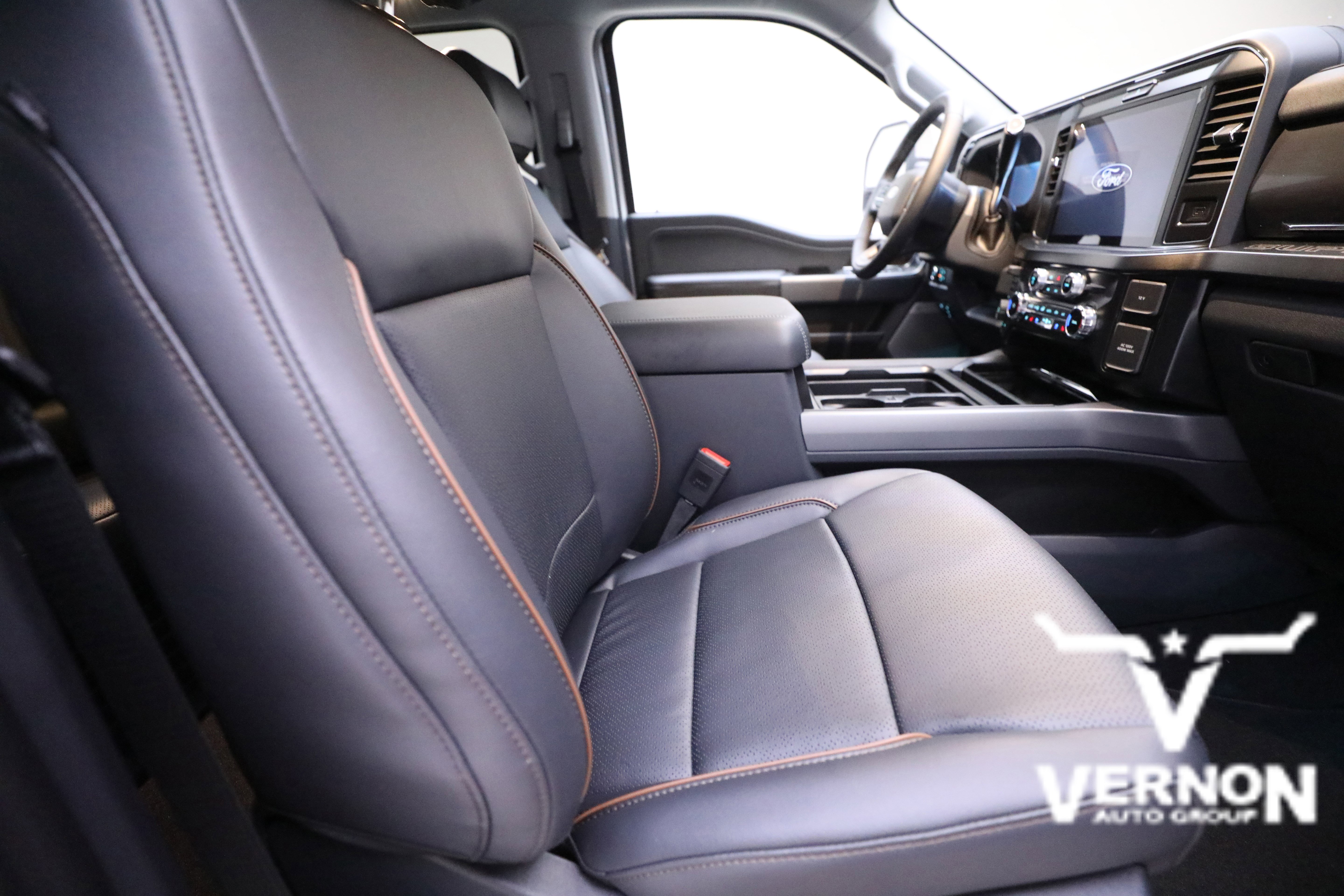 New 2026 Ford F350 Lariat w/ Chrome Package image 11