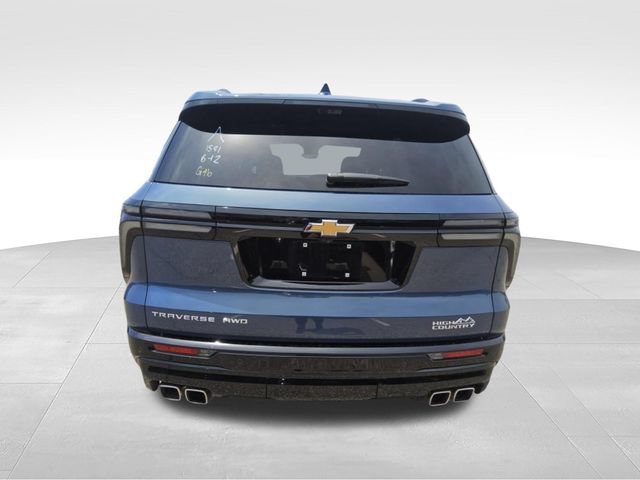 Used 2026 Chevrolet Traverse High Country w/ LPO, Floor Liner Package AWD/4WD image 3