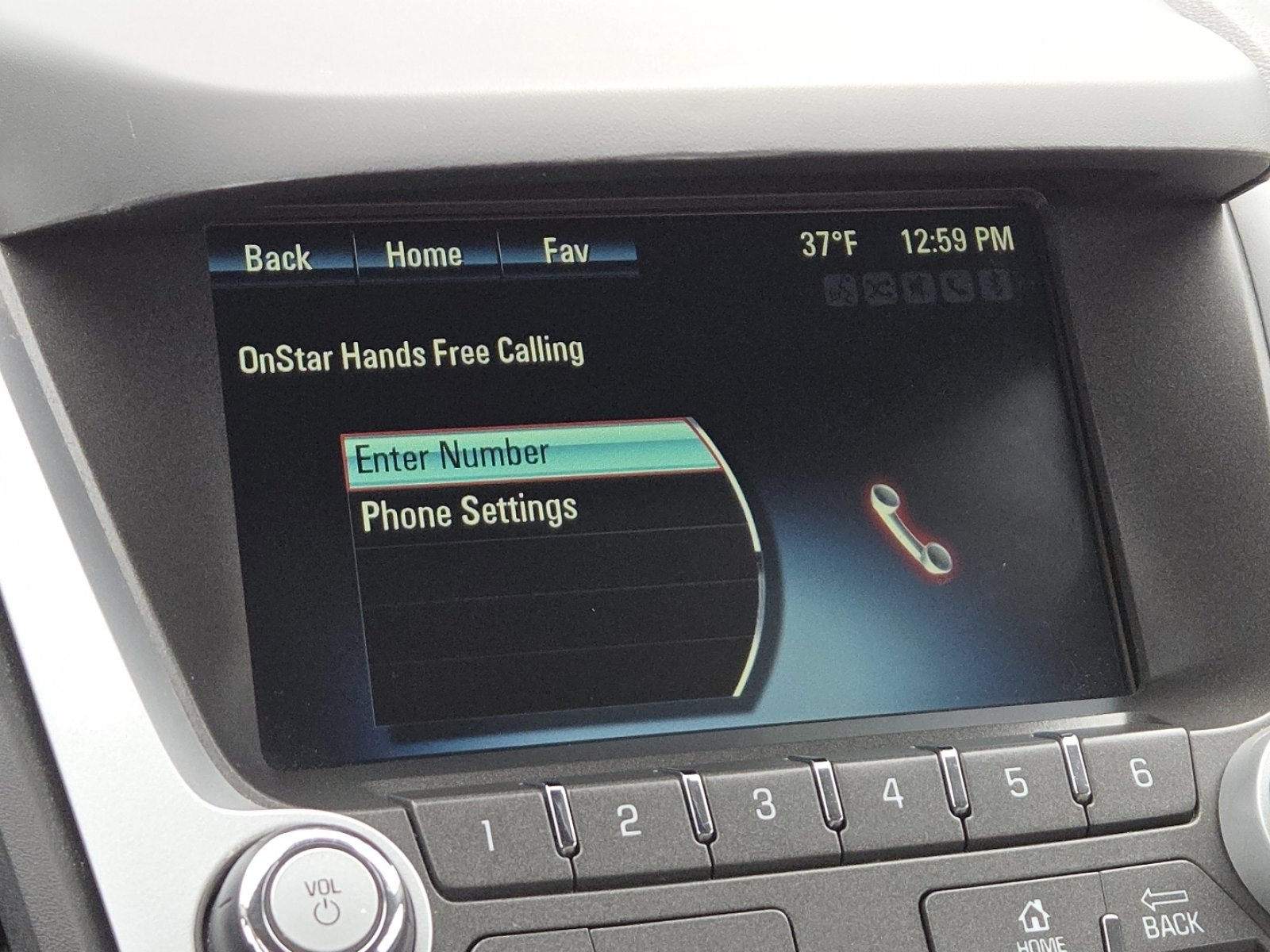 Used 2015 Chevrolet Equinox LT w/ Driver Convenience Package image 3