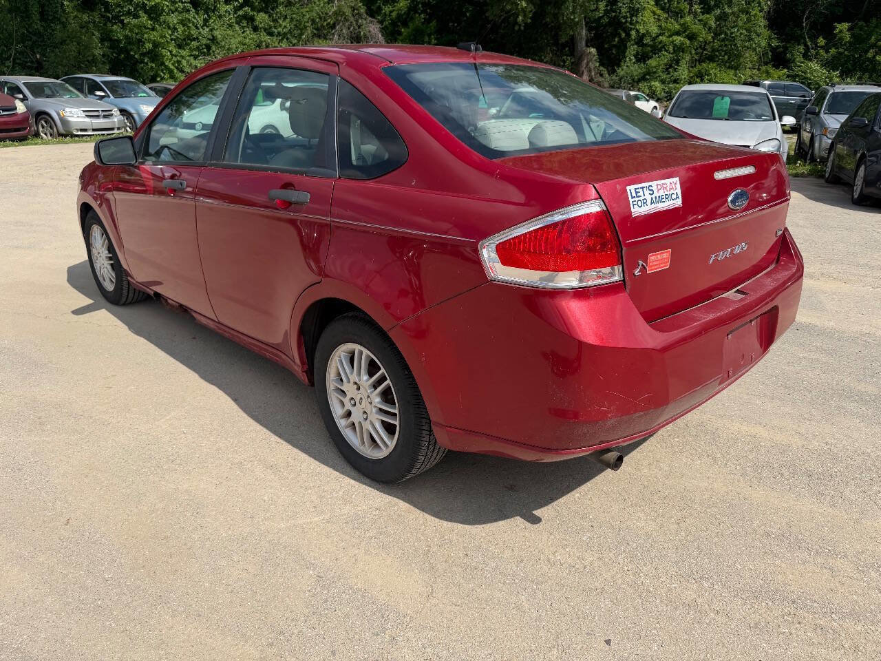 Used 2010 Ford Focus SE FWD image 9