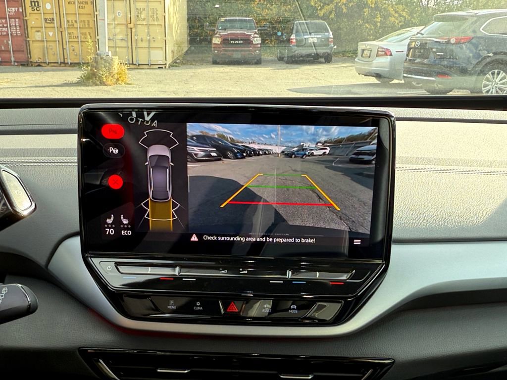 Used 2023 Volkswagen ID.4 Pro image 18