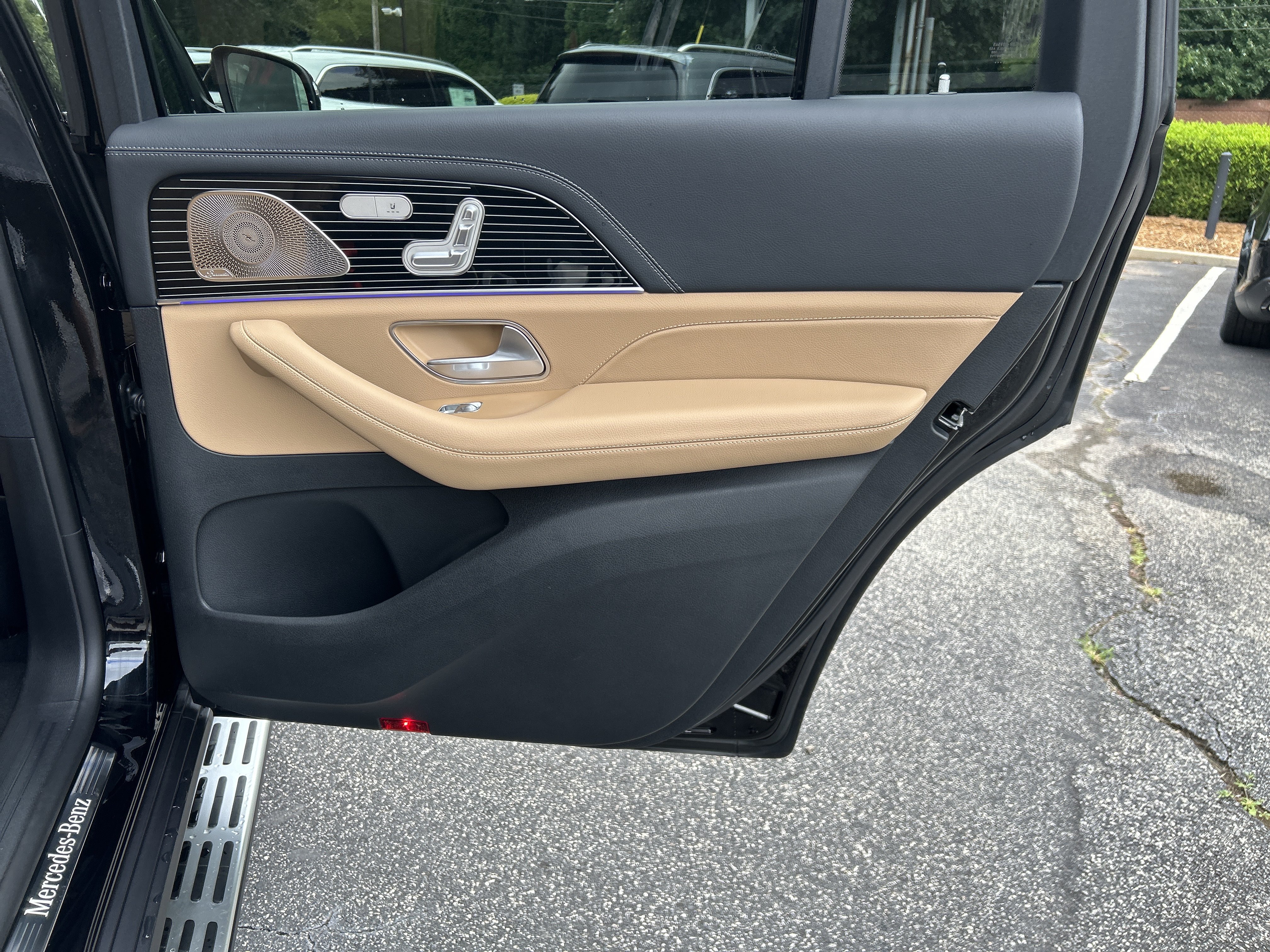 New 2026 Mercedes-Benz GLS 580 4MATIC image 42