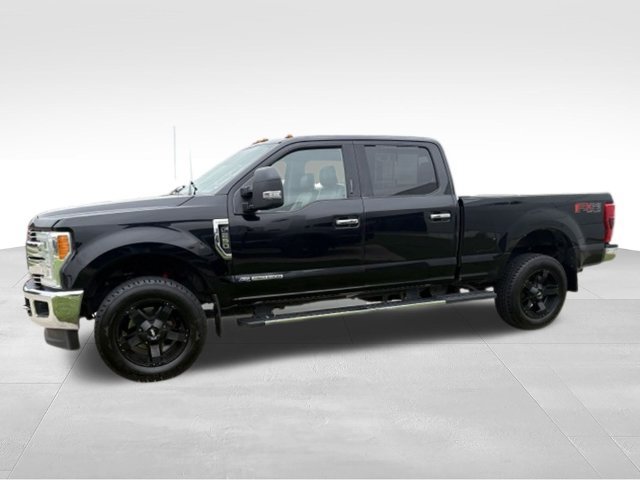 Used 2017 Ford F250 Lariat w/ Lariat Ultimate Package AWD/4WD image 14