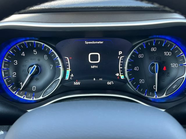New 2026 Chrysler Pacifica Select FWD image 17