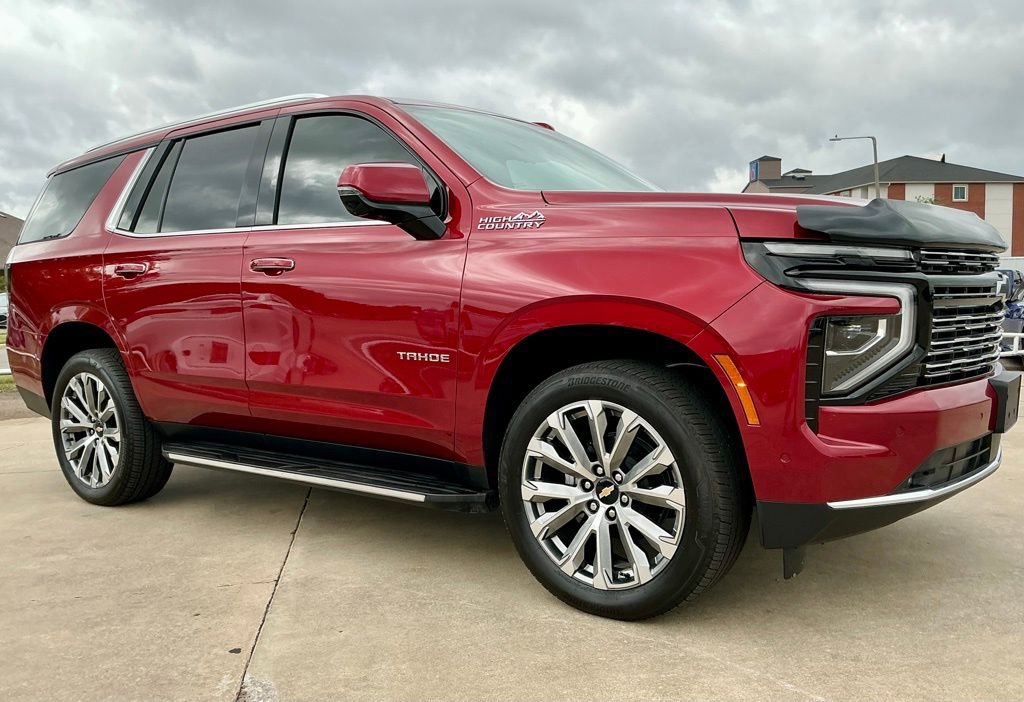 Used 2025 Chevrolet Tahoe High Country w/ Sun And Tow Package AWD/4WD image 6