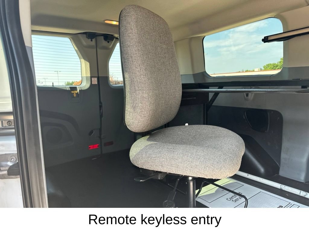 Used 2019 Ford Transit 150 XLT RWD image 24