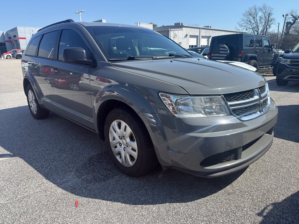 Used 2020 Dodge Journey SE w/ SE Popular Equipment Group image 3