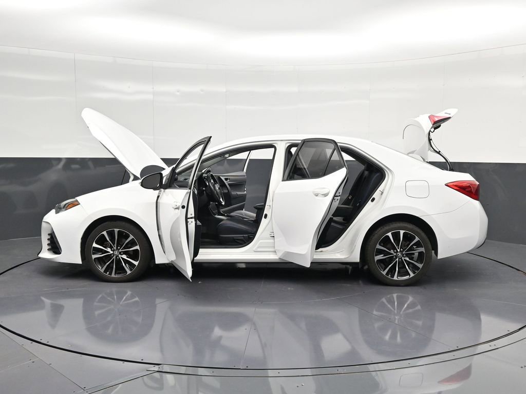 Used 2019 Toyota Corolla SE FWD image 39
