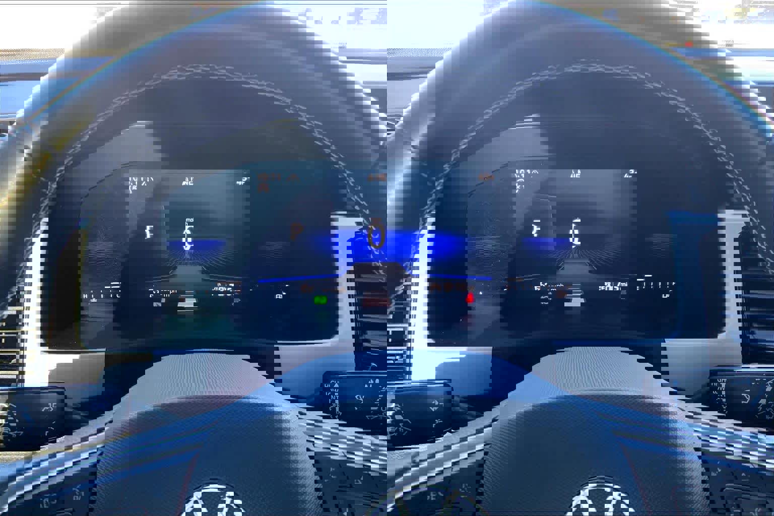 Used 2022 Volkswagen Atlas Cross Sport SE image 25