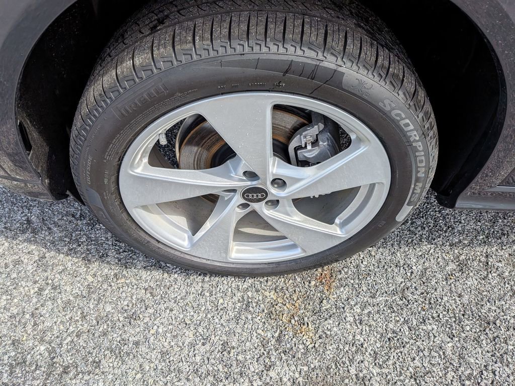 New 2025 Audi Q5 Premium Plus image 25