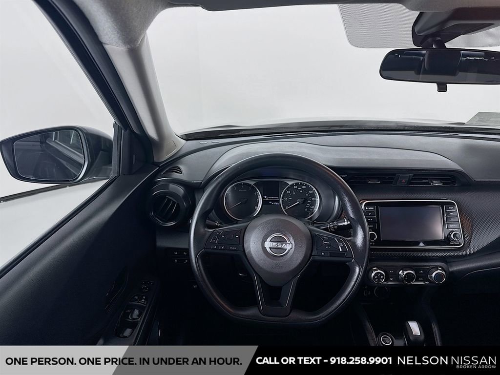 Certified 2025 Nissan Kicks Play S image 20