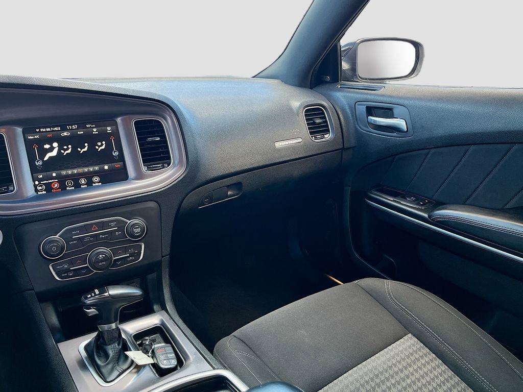 Used 2023 Dodge Charger SXT image 21