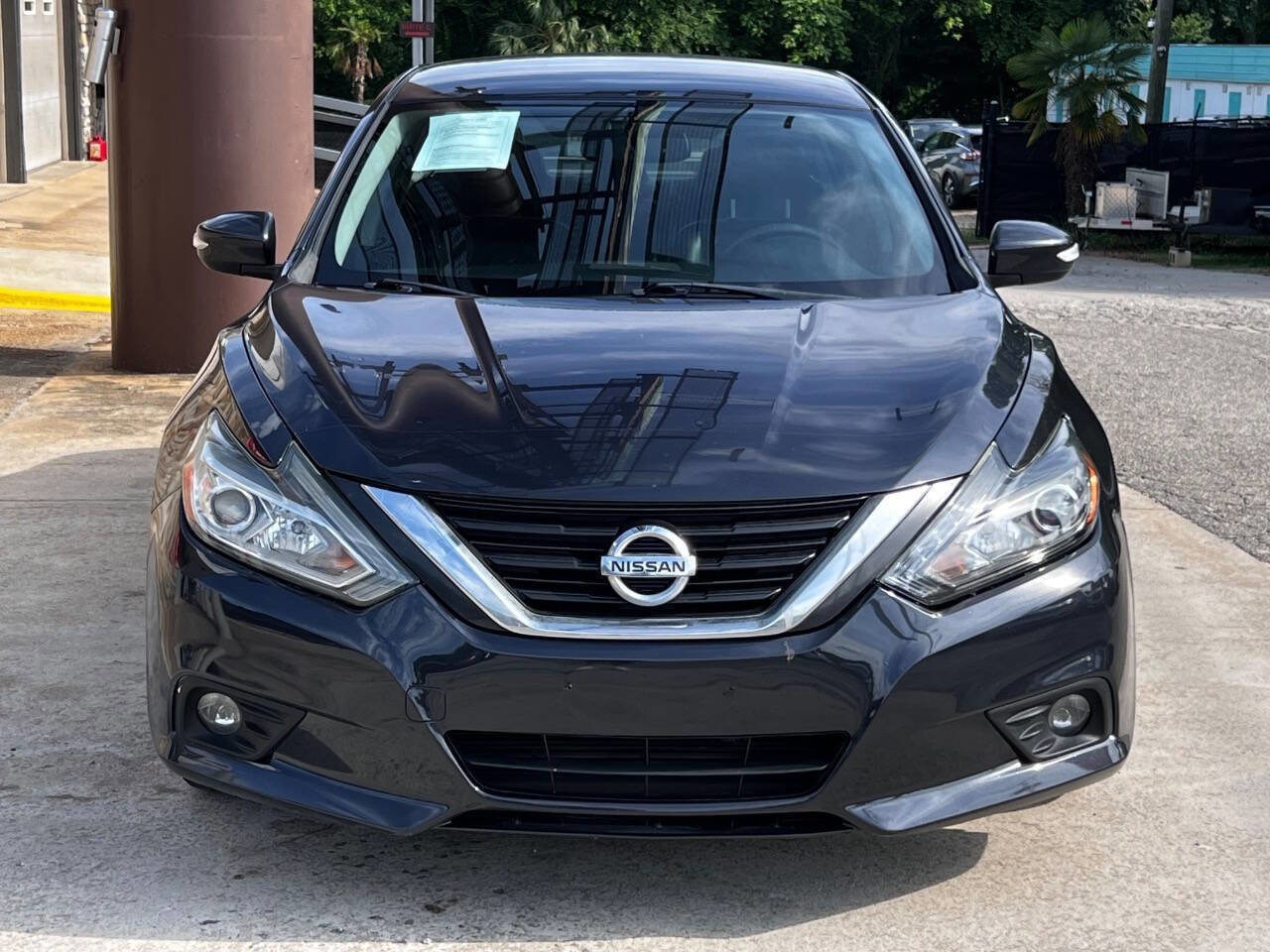 Used 2018 Nissan Altima 2.5 SL FWD image 9