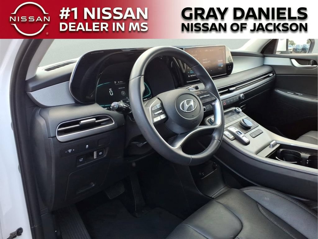 Used 2023 Hyundai Palisade XRT w/ Cargo Package FWD image 11