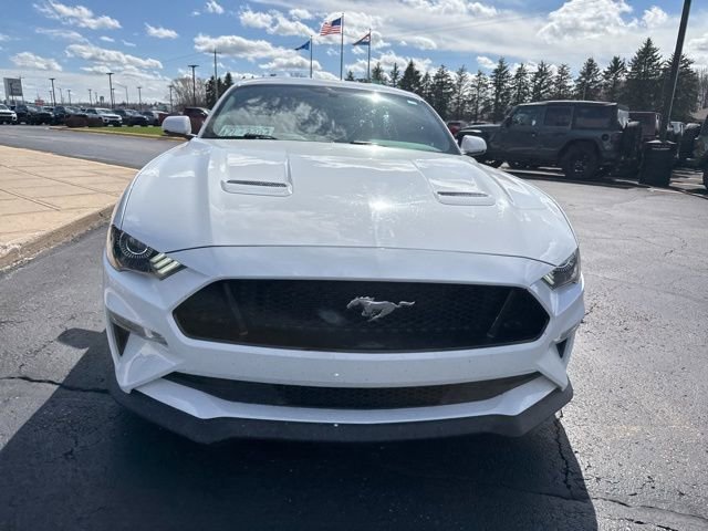 Used 2018 Ford Mustang GT Premium w/ GT Performance Package RWD image 3