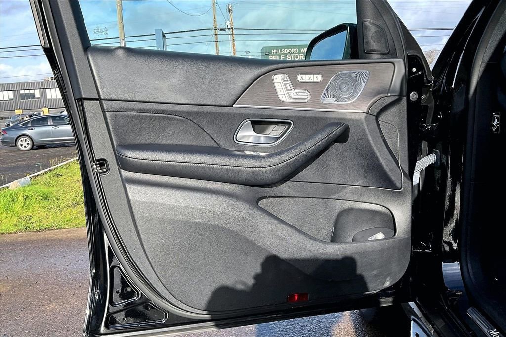 Used 2020 Mercedes-Benz GLS 580 4MATIC image 23