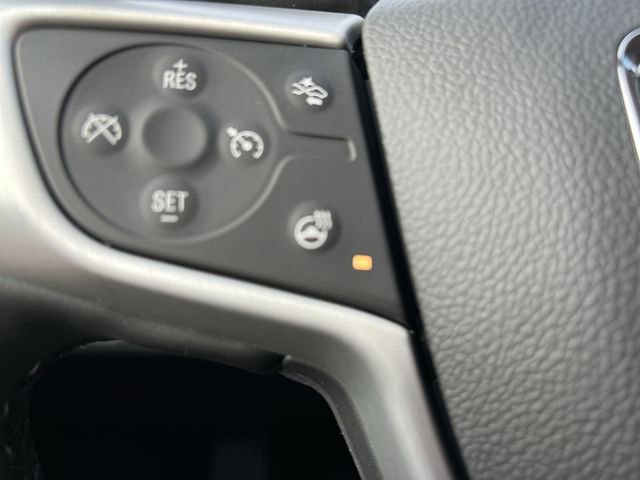 Used 2023 GMC Acadia SLT w/ Elevation Edition image 16