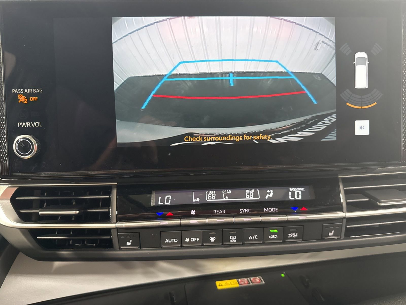 New 2026 Toyota Sienna XLE FWD image 30