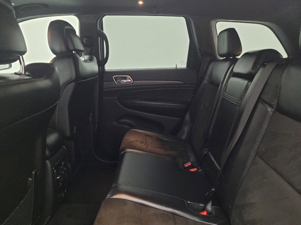 Used 2019 Jeep Grand Cherokee Altitude image 18