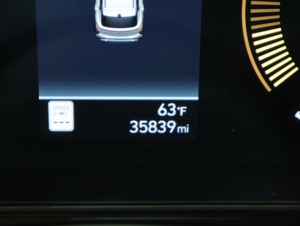 Used 2025 Hyundai Kona SEL image 36