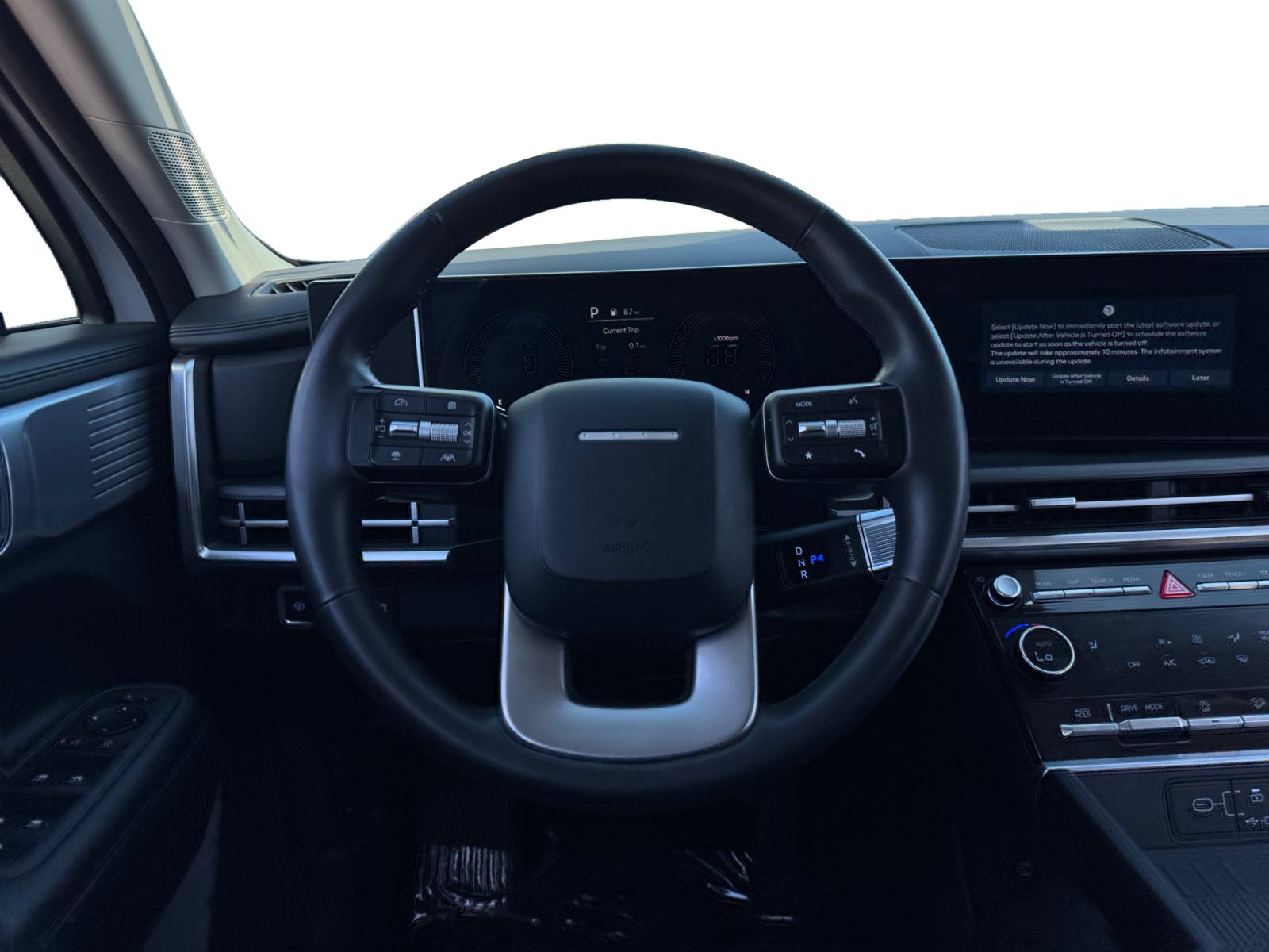 Used 2024 Hyundai Santa Fe SEL FWD image 12