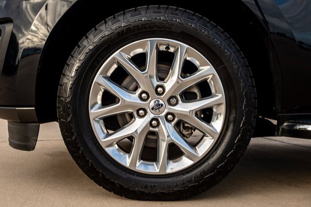 Used 2020 Ford Expedition XLT w/ Equipment Group 202A image 6