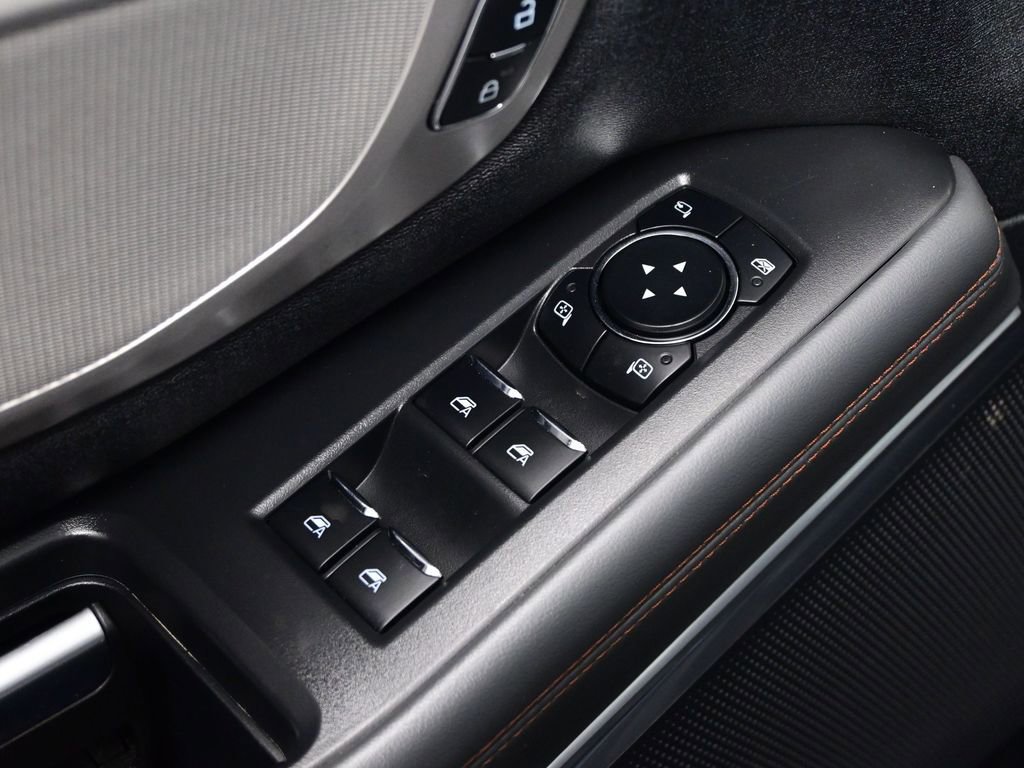 Used 2025 Ford Expedition Active RWD image 16
