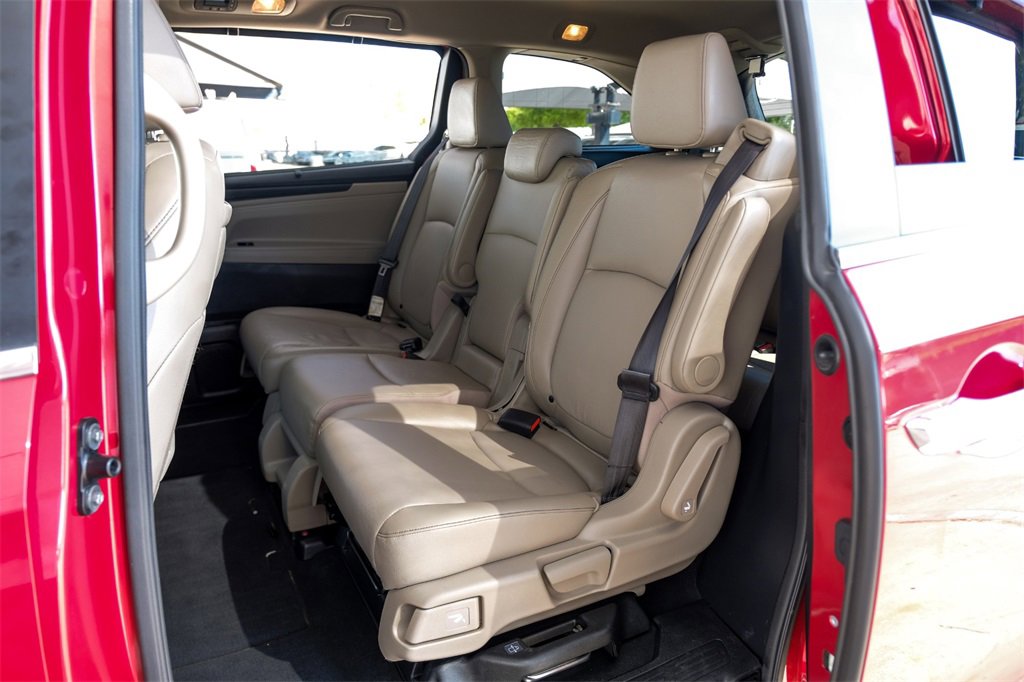 Used 2023 Honda Odyssey Touring image 42