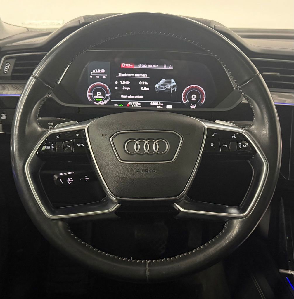 Used 2021 Audi e-tron Prestige AWD/4WD image 15