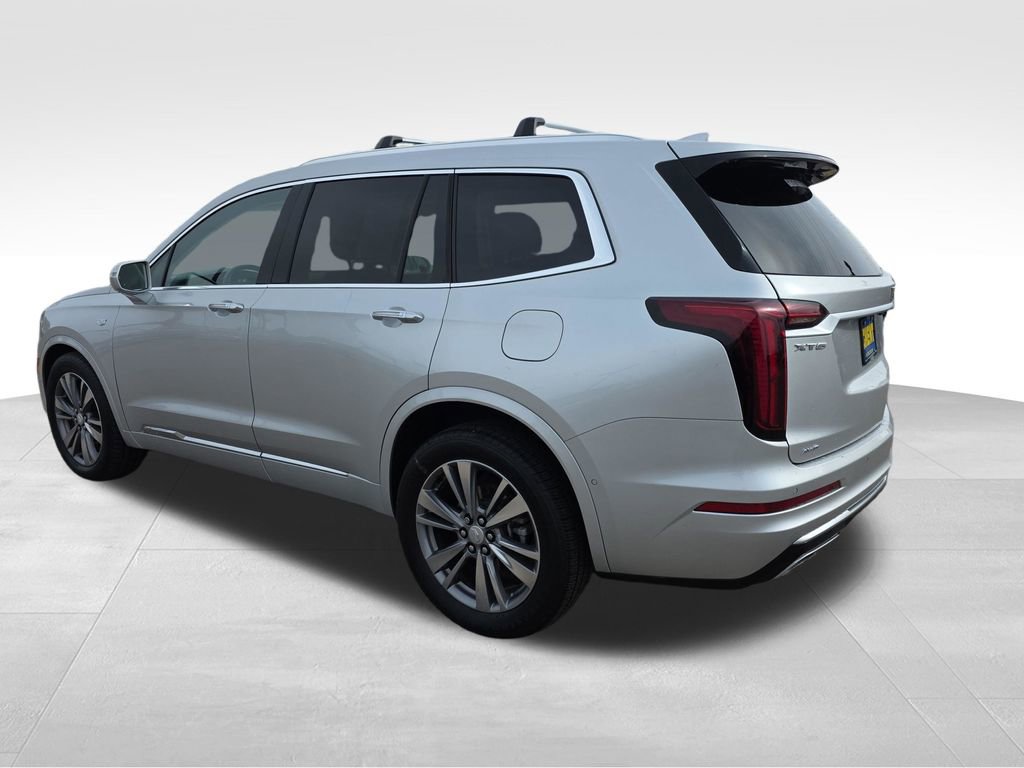 Used 2020 Cadillac XT6 Premium Luxury image 3