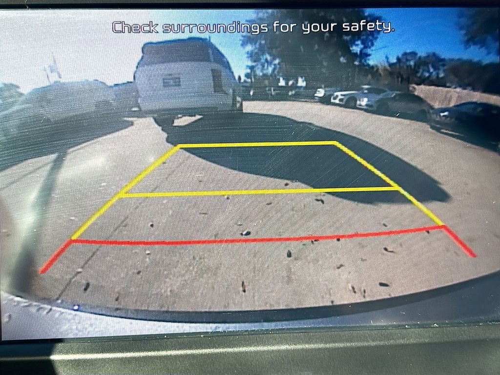 Used 2023 Kia Soul LX image 13