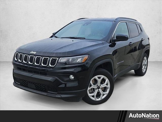Used 2025 Jeep Compass Latitude image 1