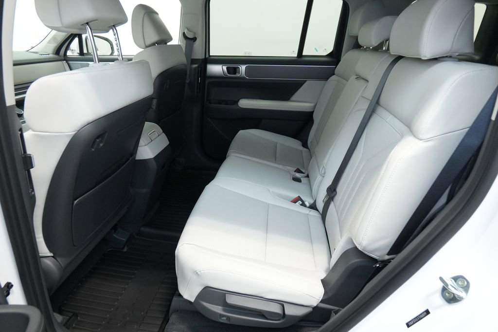 New 2026 Hyundai Santa Fe SEL image 18