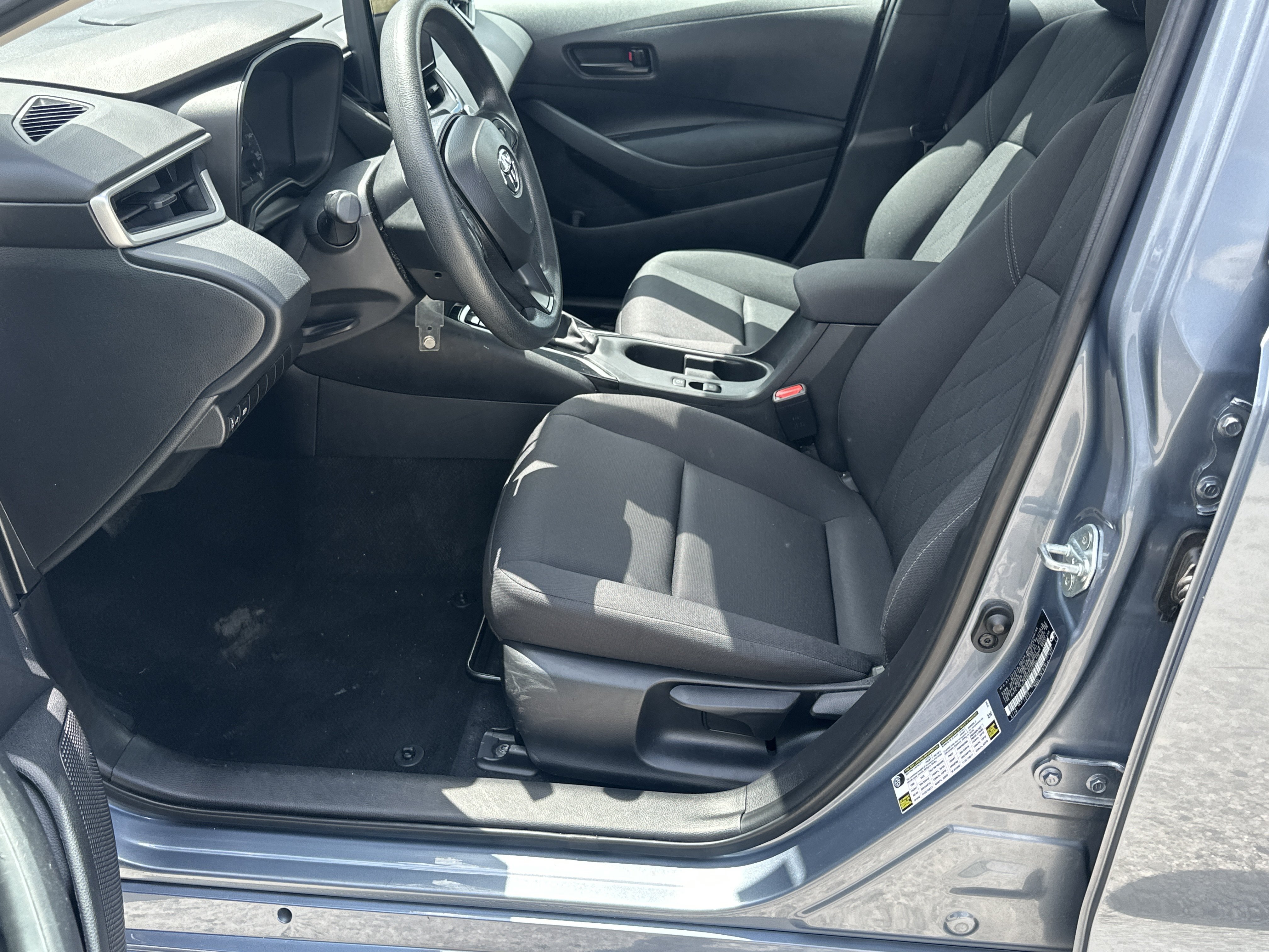 Used 2024 Toyota Corolla LE FWD image 9
