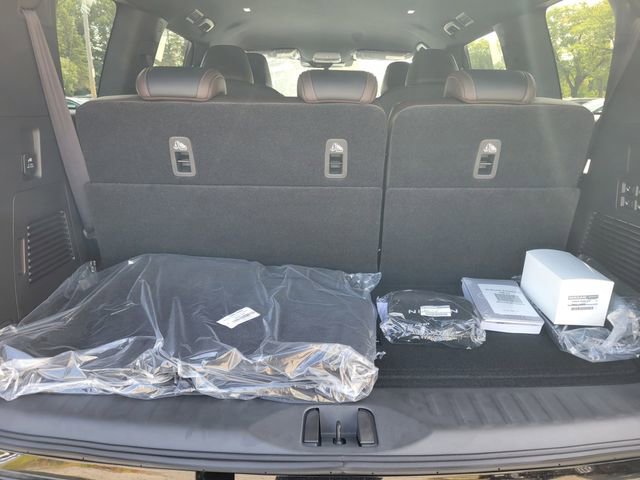 New 2026 Nissan Armada SL w/ Captain's Chari Seat Package image 35