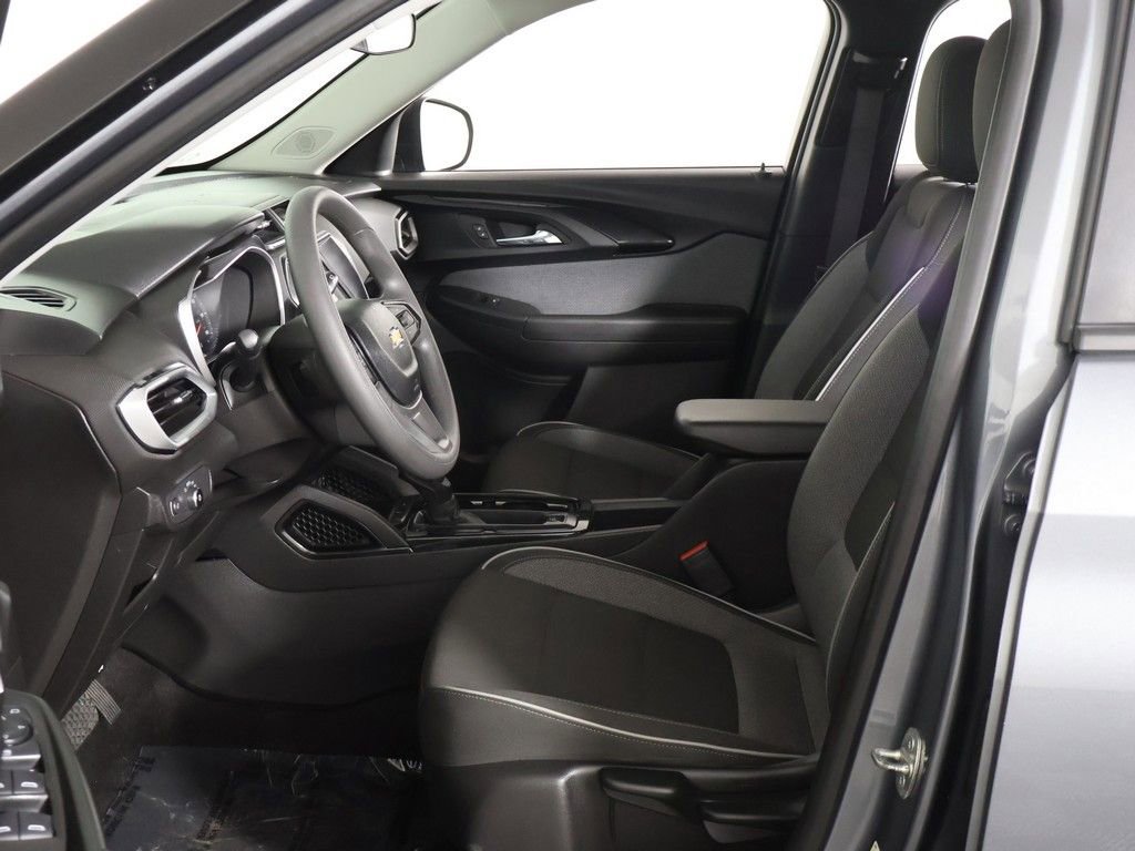 Used 2021 Chevrolet TrailBlazer LS FWD image 22
