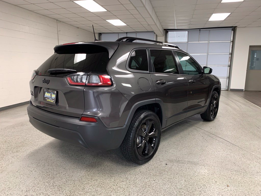 Certified 2023 Jeep Cherokee Altitude Lux w/ Lux Elite Package AWD/4WD image 6
