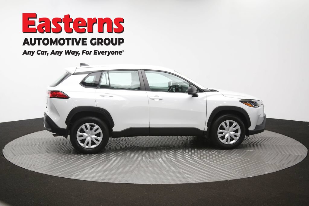 Used 2023 Toyota Corolla Cross L AWD/4WD image 46