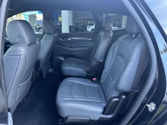 Used 2023 Buick Enclave Essence FWD image 27