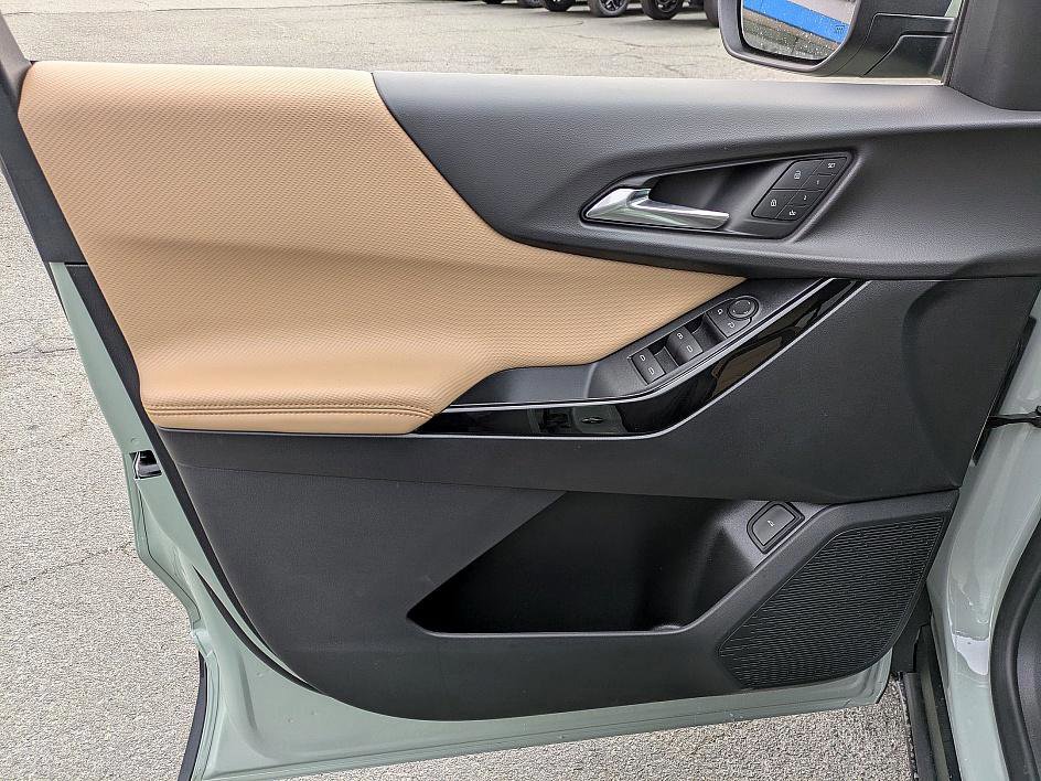 New 2026 Chevrolet Equinox ACTIV w/ Convenience Package III image 12